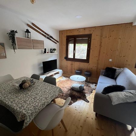 Apartamento Luga Кастьельо-де-Хака Экстерьер фото